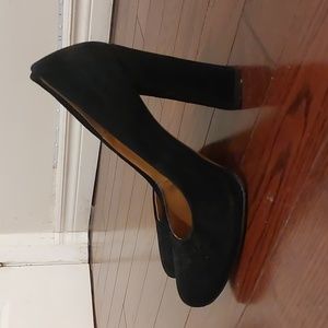 Tata Italian black heels